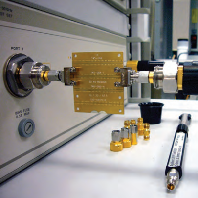 End Launch連接器測試板